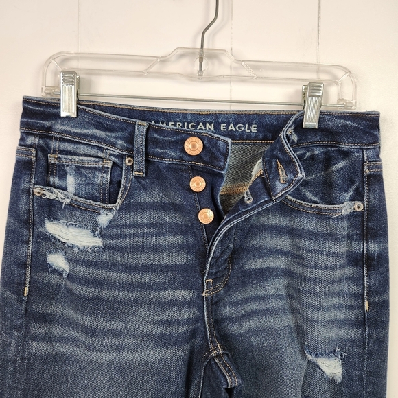 American Eagle AEO Dark Wash Tomgirl Jeans Stretch Cropped Frayed Button Fly 4 - Picture 5 of 13